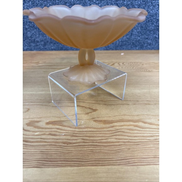 Vintage Westmoreland Glass‎ Frosted Peach Bowl Candy Compote - Picture 4 of 6